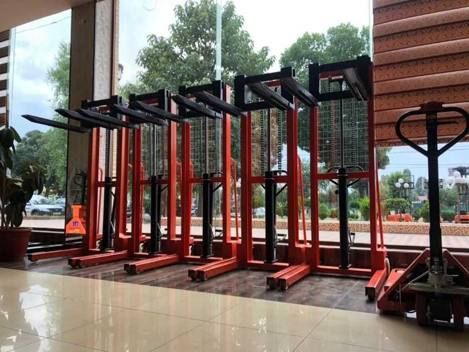 Ручная гидравлическая тележка Рохля Транспаллет