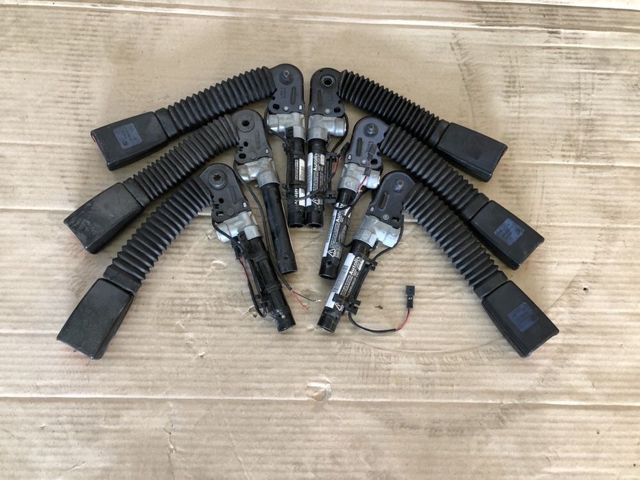 Pretensioner centura bmw F01 F10 F11 seria 7 5 6 capsa scaun siguranța