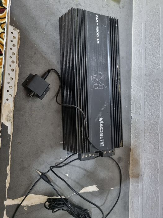 Сабуфер deaf bonce 270 нам 1500. Макс 3000  моноблок machete 1500 1D