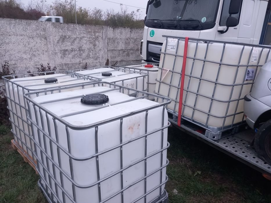 Bazin IBC pe palet din metal  și plastic