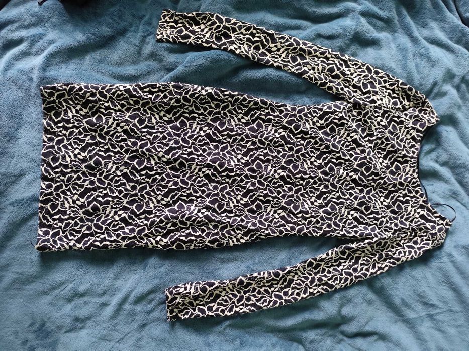 Черно-бяла дантелена рокля с гол гръб Amisu, 34 р-р