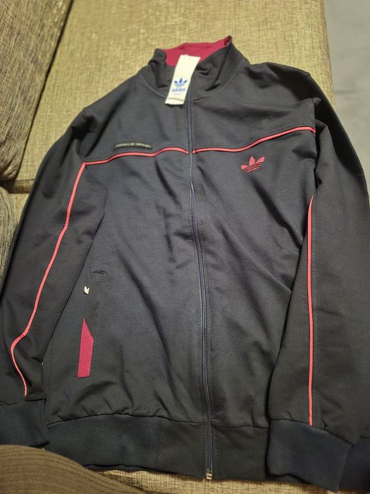 Нов екип адидас posche desing