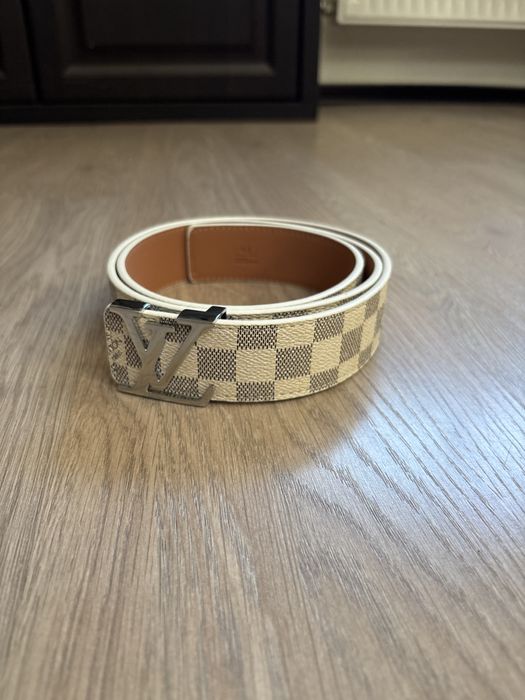 Curea LV alba 120 cm