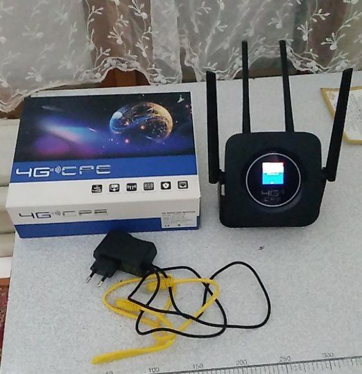 Wifi router sotiladi. Simkartali