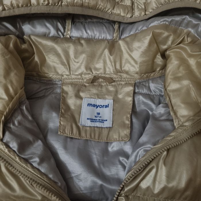 Яке на испанската фирма Mayoral