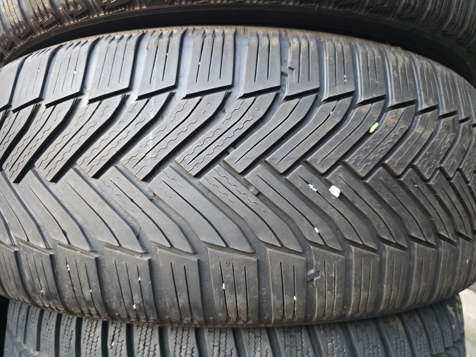 4бр Зимни гуми 205 55 19 - Michelin