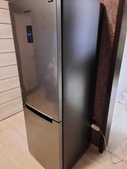 Срочно продам Холодильник samsung No Frost б/у