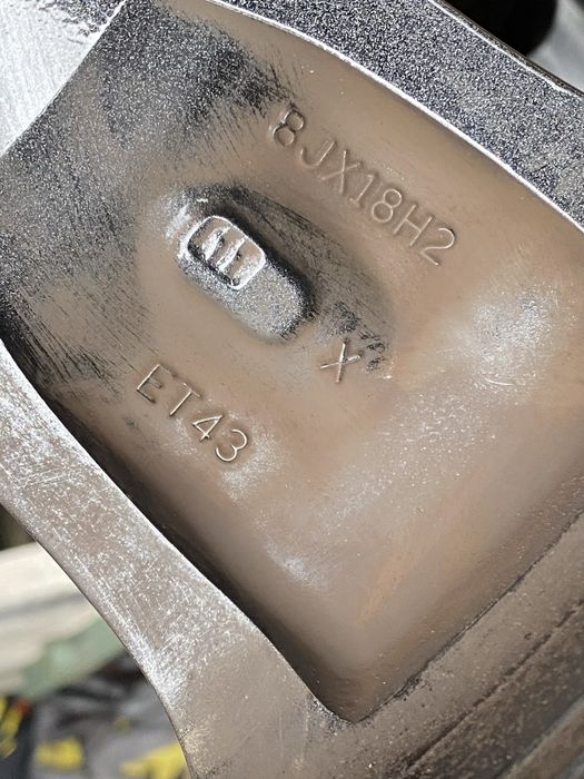 18 цола 5 х 112 мм Мерцедес , Mercedes E W 213 , C , S