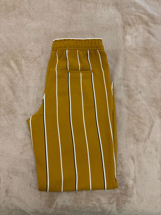 Елегантен панталон H&M в цвят горчица