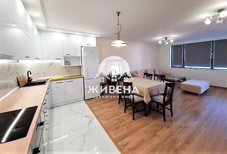 Продава се Тристаен апартамент в Варна, Операта - 150 кв.м за 3327 €/кв.м - Снимка #2