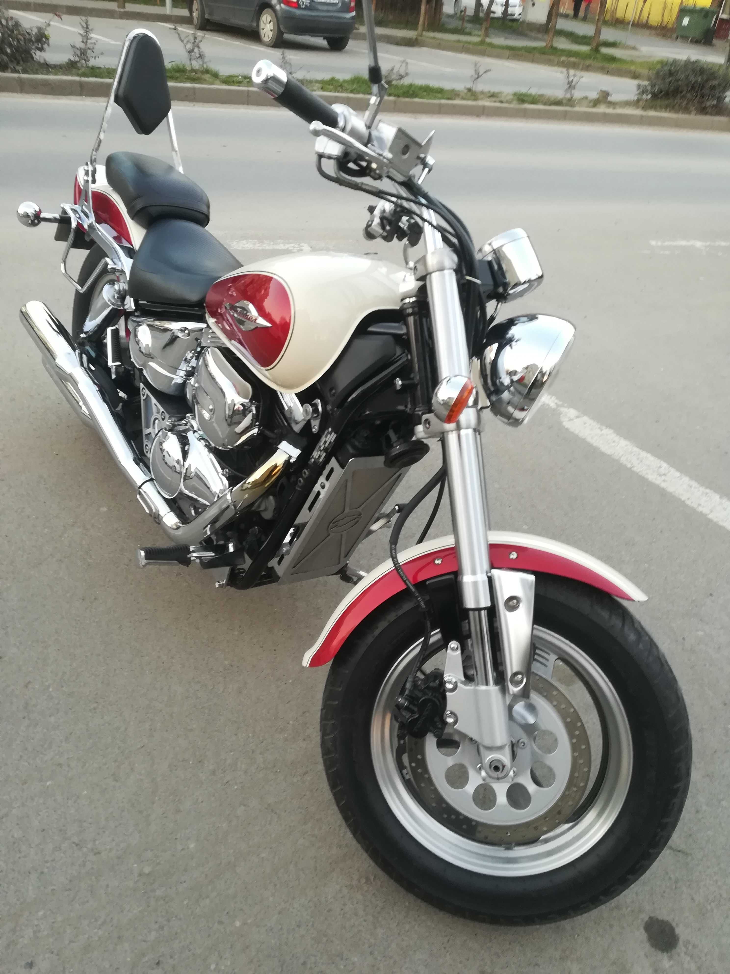 Vând moto Suzuki Marauder 805 cmc stare impecabila, 24950 km