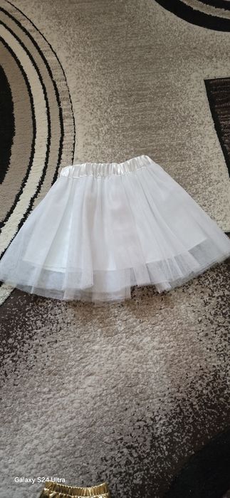 Costum dans fetiță