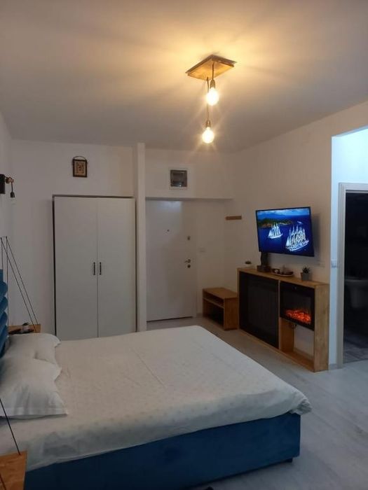 Închiriez Garsonieră Complex Belleview