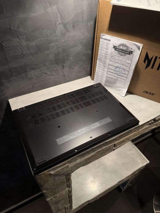 КАТО ЧИСТО НОВ Acer Nitro V 15 RTX 3050 + гаранция