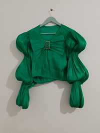 Зеленая   блузка