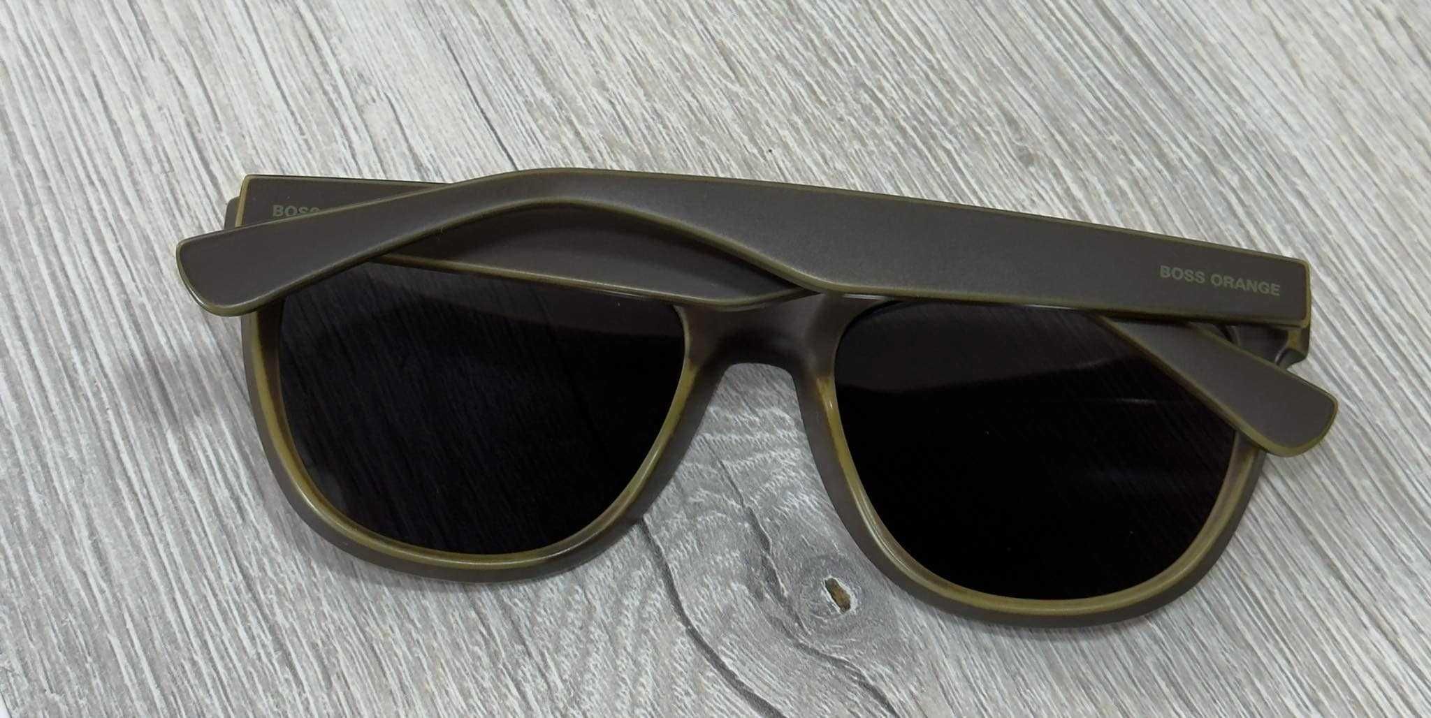 Продавам Слънчеви очила Hugo boss  BO0198