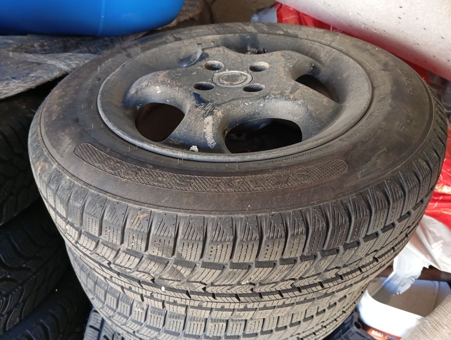 Зимни Гуми 175/70/14 с джанти