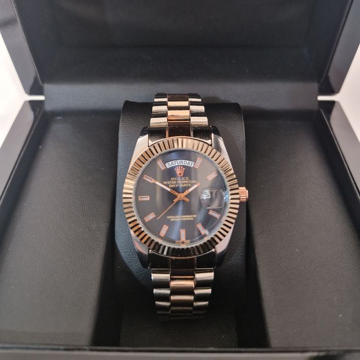 Ceas bărbătesc nou