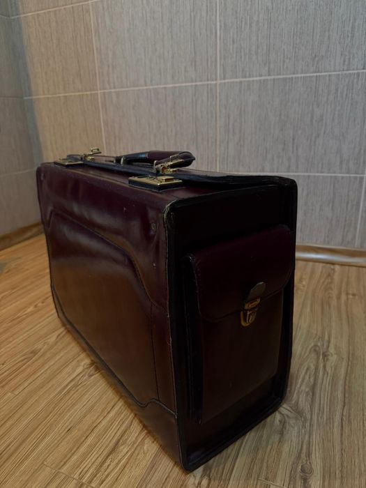 Valiza piele vintage