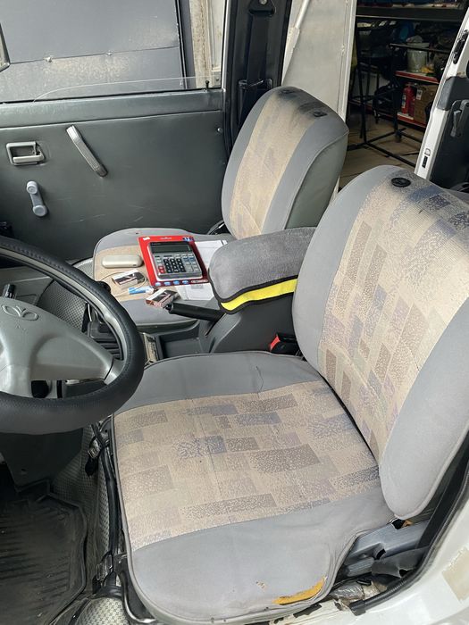 Продам комплект сидений на дамас