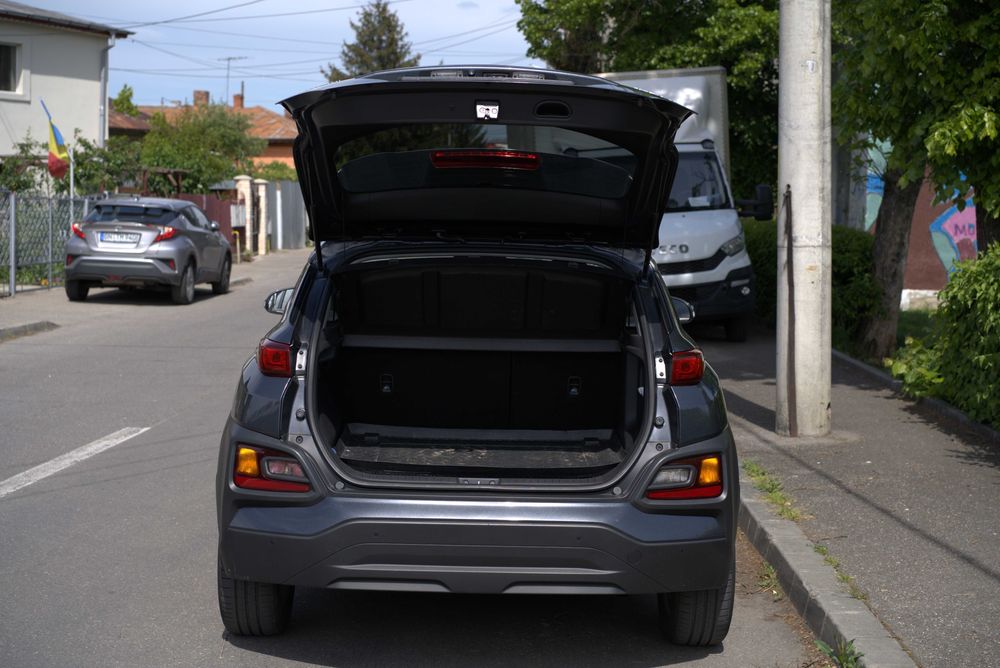 Autoturism Hyundai Kona