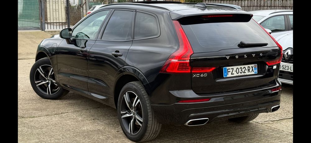 VOLVO XC60 R Design 2021 2.0 390CP E6 Automat 4x4 Panoramic Camera