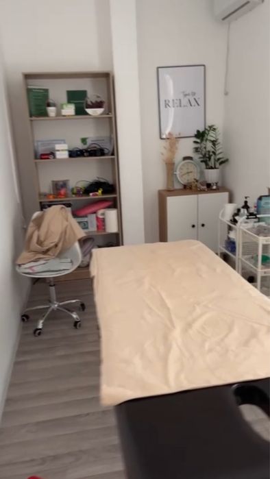 Сдам кабинет на совпестную аренду.