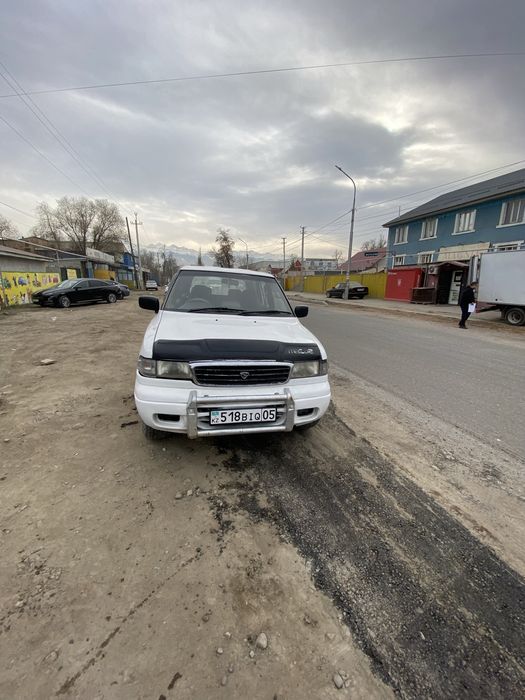 Мазда мпв на ходу едит машина но делат кпп