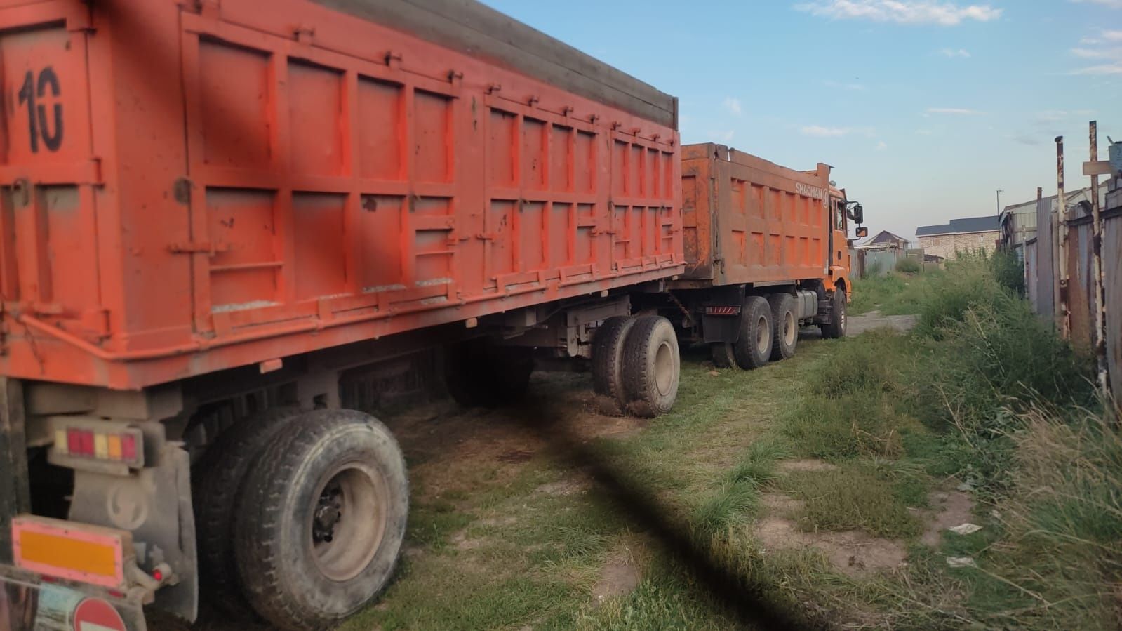 Шахман , самосвал с прицепами  , грузоперевозки сыпучих материалов