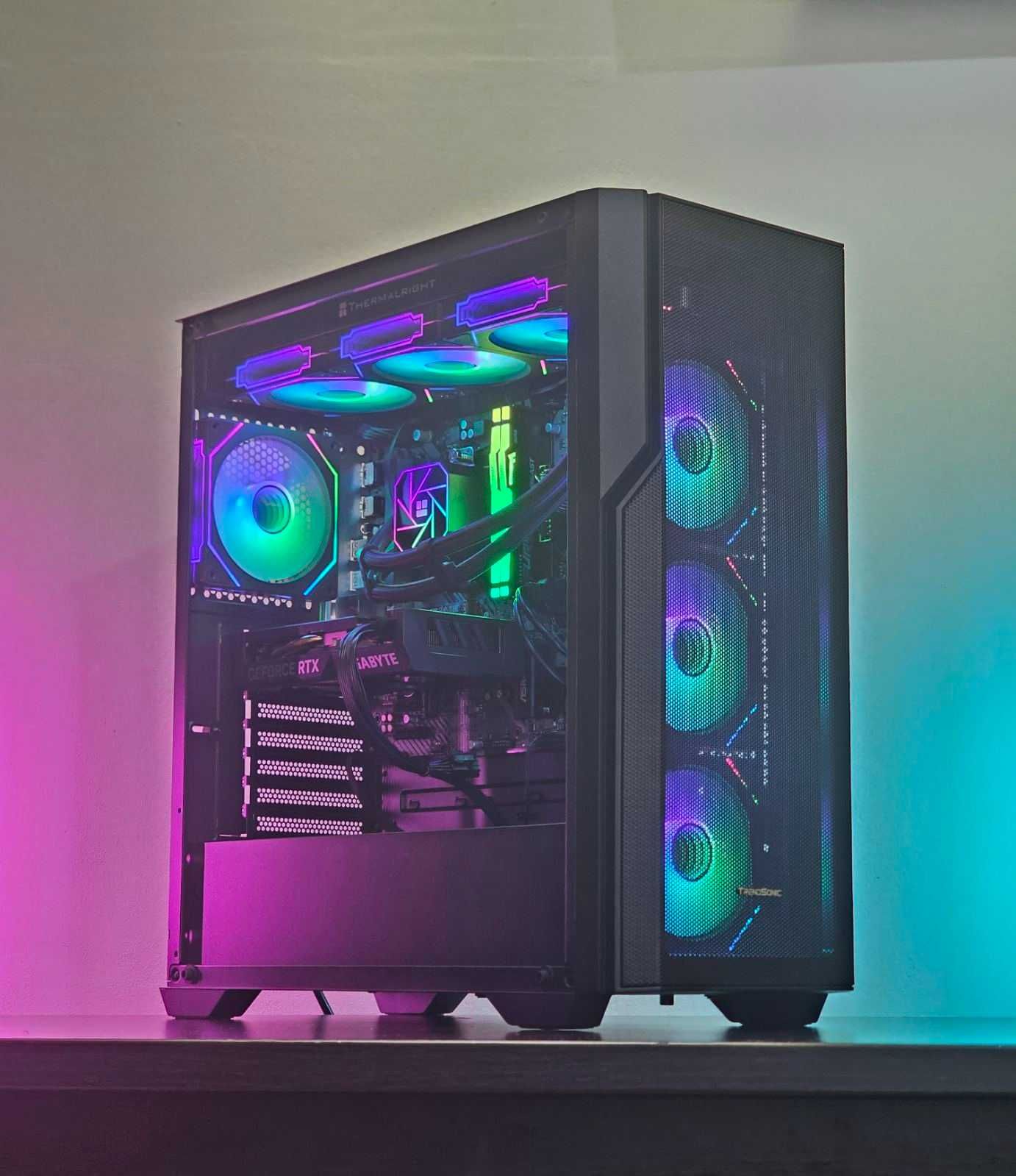 Ryzen 7-8700F/RTX 4060 8GB/RAM 16GB/SSD 1TB/Чисто Нов+Гаранция