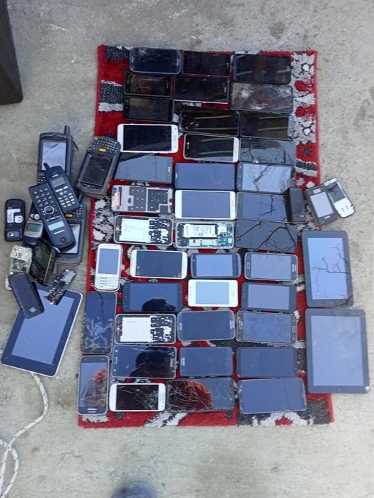 Vind telefoane reciclare