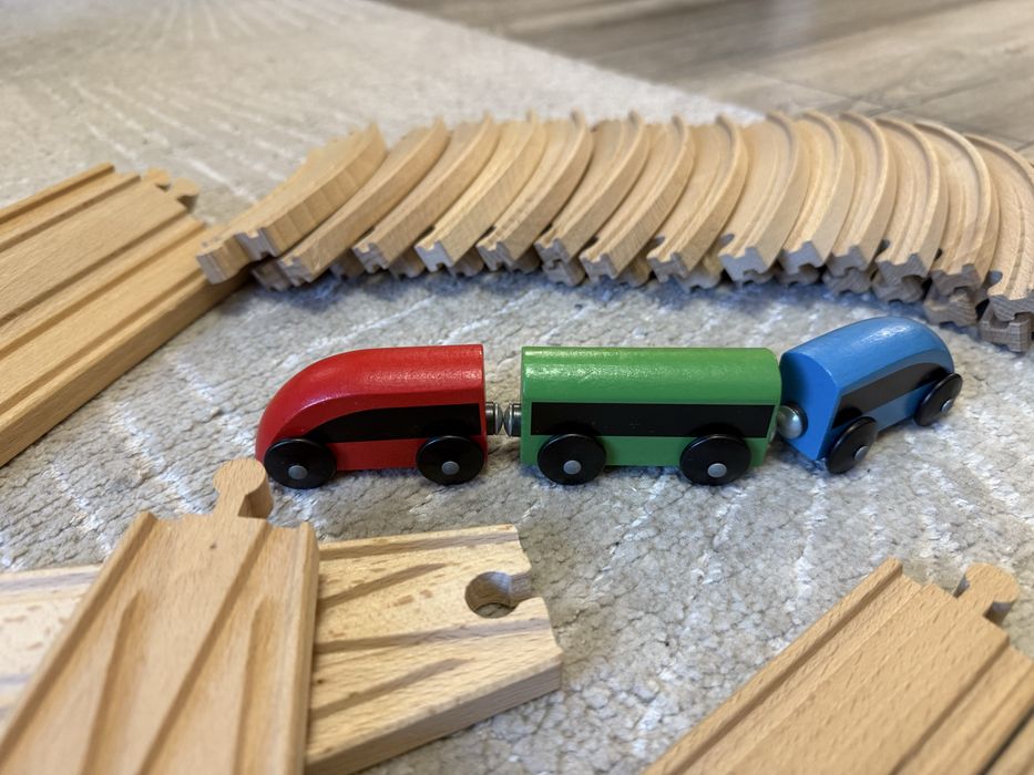 Комплект Дървени влакчета с релси от ИКЕА