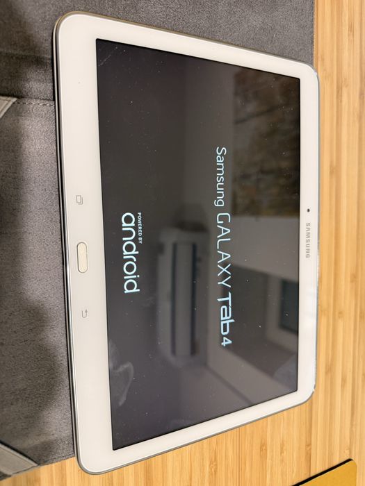 Vand tableta Samsung Galaxy Tab 4 10 inch