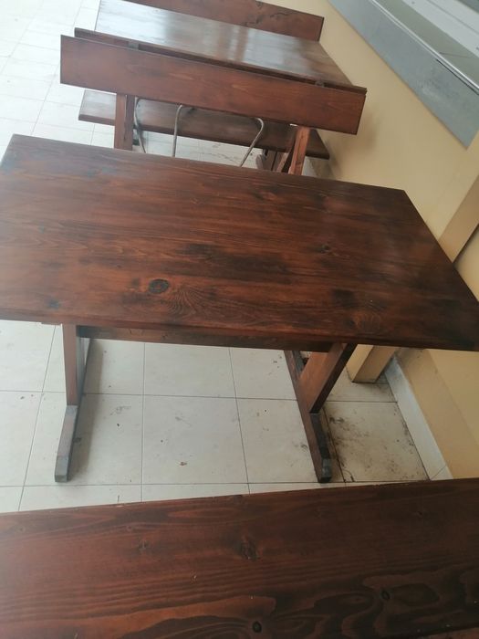 Баварски маси от дърво