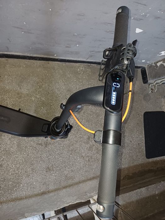 Trotineta electrica Ninebot E2 Pro