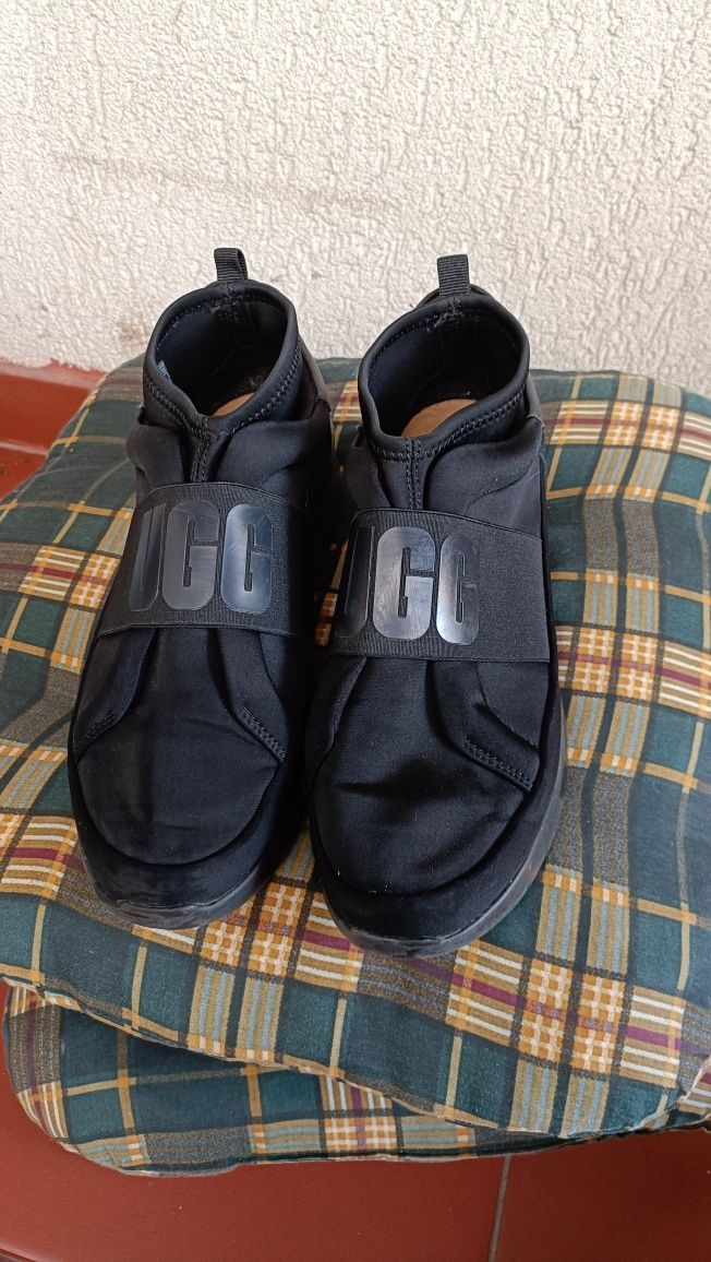 Pantofi UGG originali damă mărimea 40