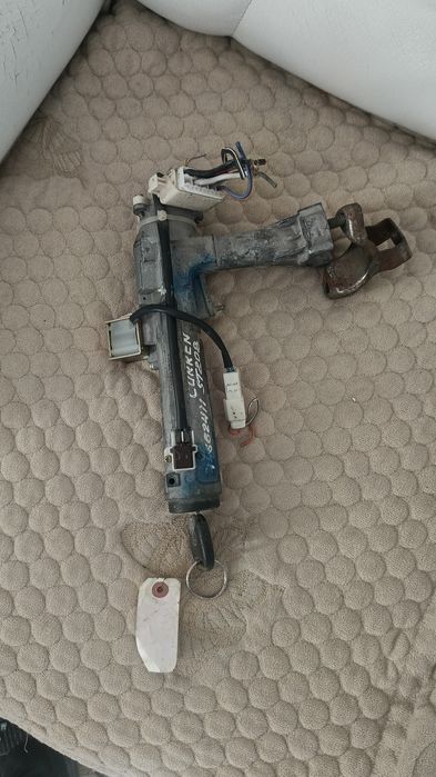 Замок зажигания Тойота