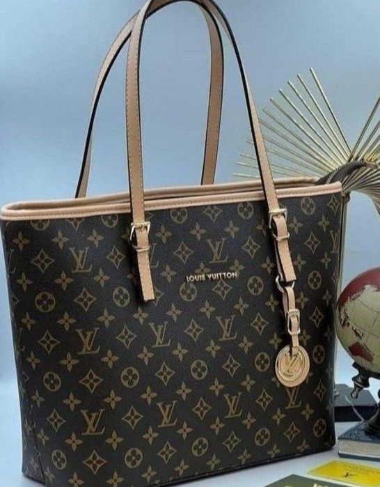 Geanta damă+portofel/set/,import Franța, saculet, etichetă