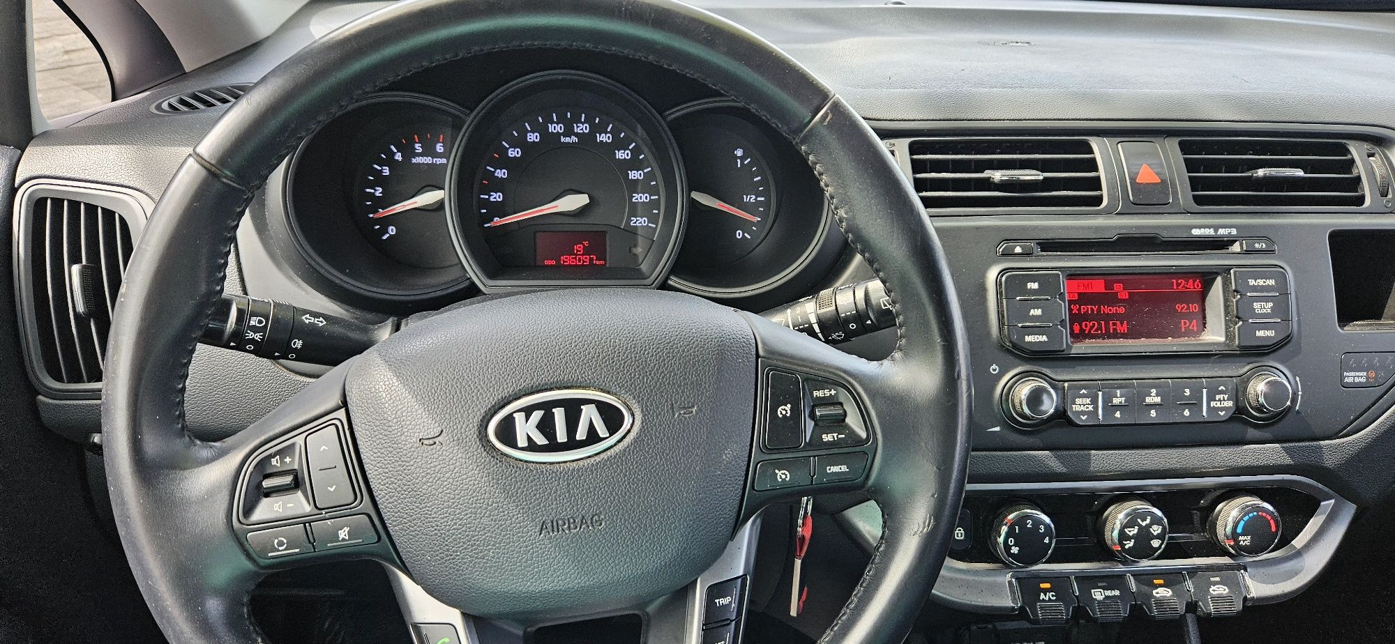 Vând Kia Rio 1,1 Crdi