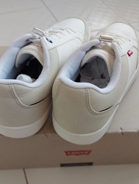 Adidasi barbati Levi's marime 40 si 41