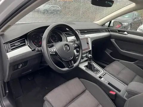 Rent a car Bucharest, inchirieri auto Bucuresti, preturi de la 20 E/Zi
