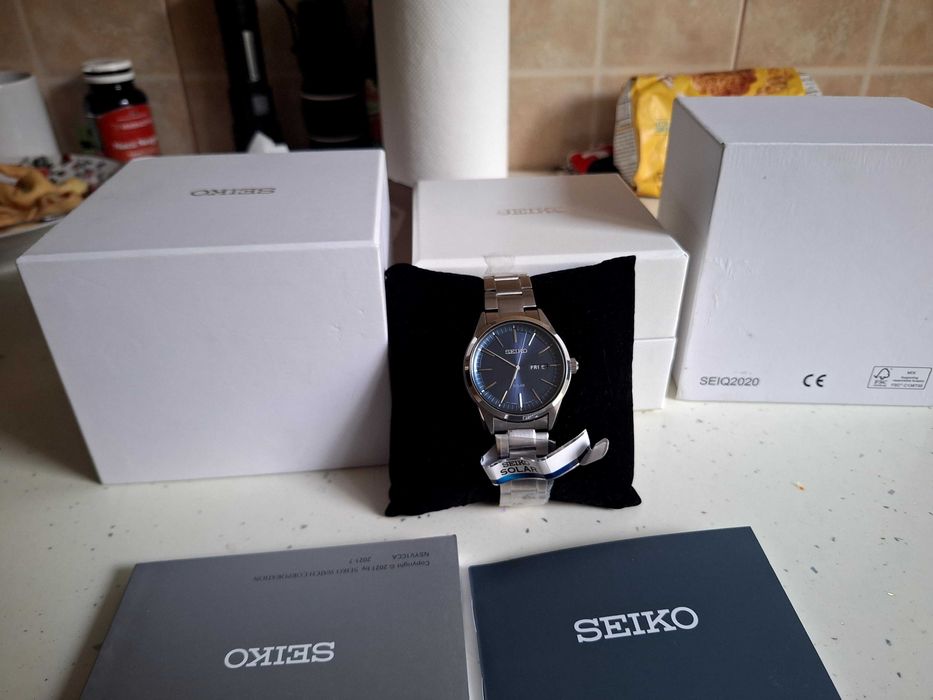 Ceas Seiko solar bratara metalica purtat 3 ori knou