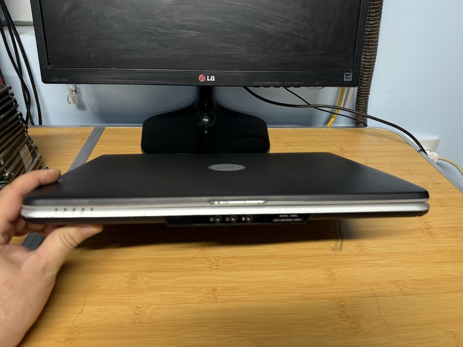 Dell Inspiron 1525