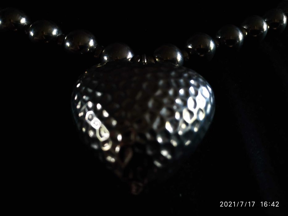 Колие сърце сребрист ефект