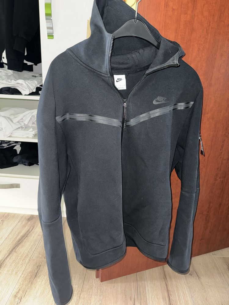 Nike Tech Fleece negru original