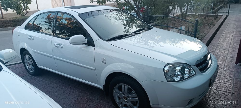 Lacetti ideal holatda