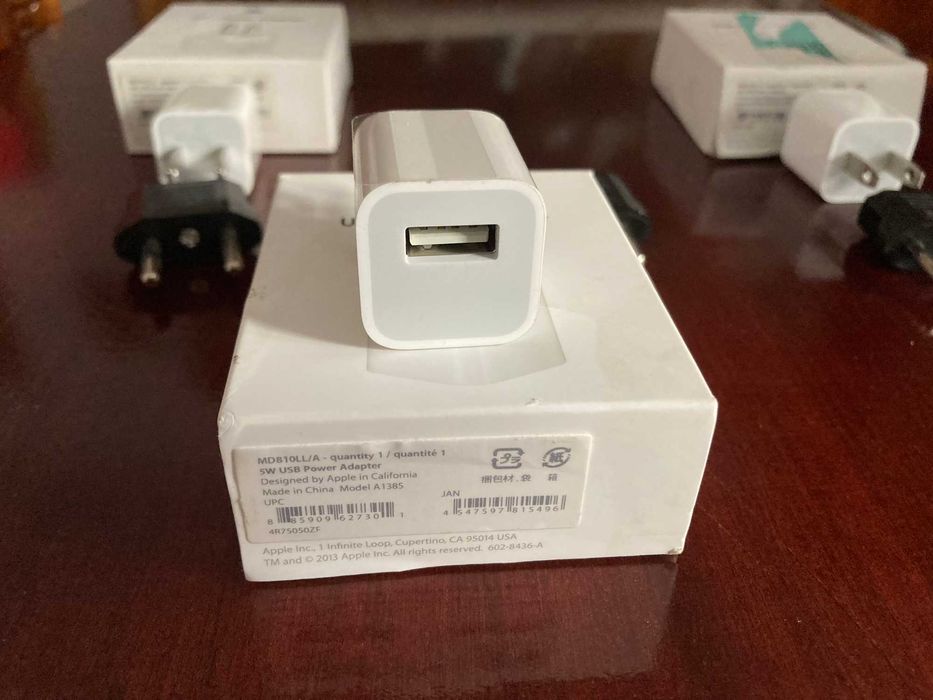 Adaptor Apple original A1385 5V 1A 5W USB nou