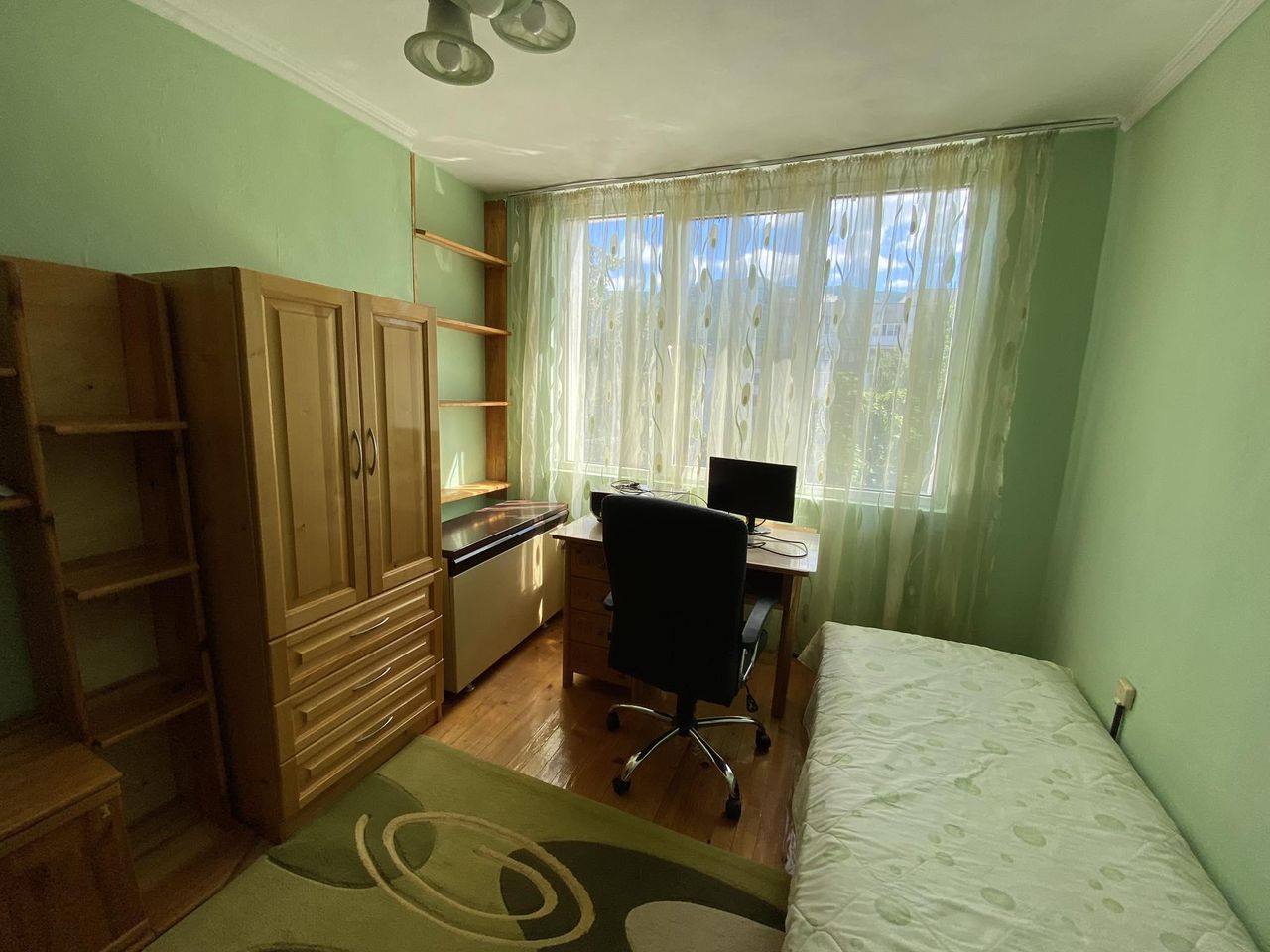 Дава се под наем Тристаен апартамент в София, Карпузица - 61 кв.м за 499 € - Снимка #3