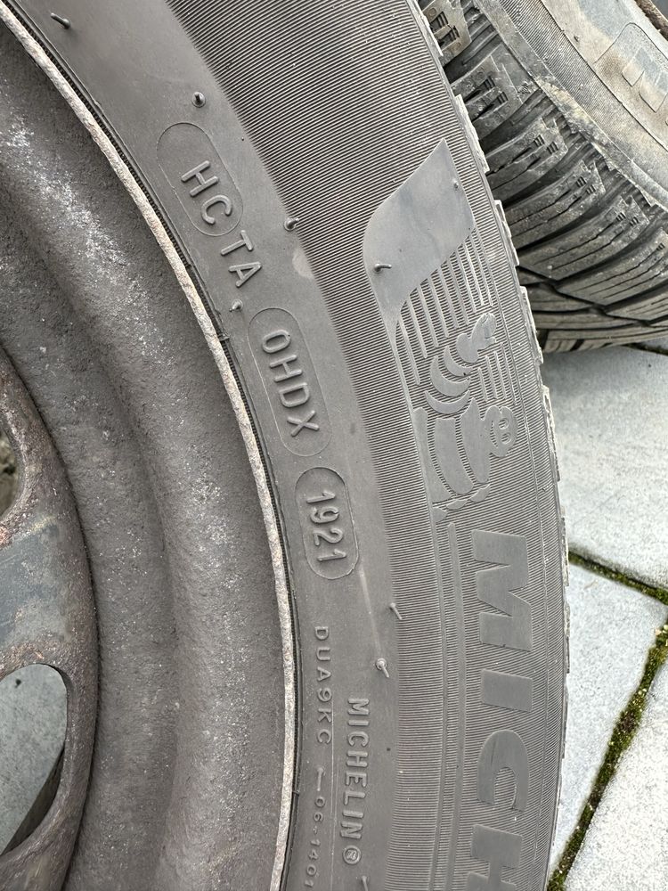 Jante + anvelope Michelin iarna 195/65 R15 Volvo/Ford