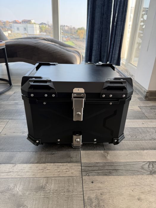 Motocicleta Top Case 55 Litru Noua